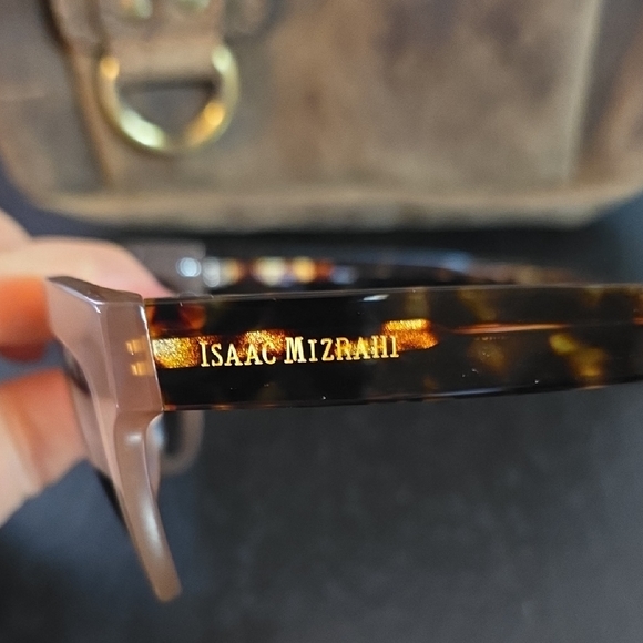 #1 Isaac Mizrahi Brown Sunglasses - Picture 2 of 7